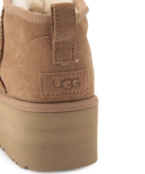 SALON adam et rope'（サロン アダム エ ロペ）の「【UGG（アグ）】クラシックウルトラミニプラットフォーム（ブーツ・レディース・ブラック/キャメル・22cm/23.0cm/24.0cm/25.0cm）」の12枚目の写真