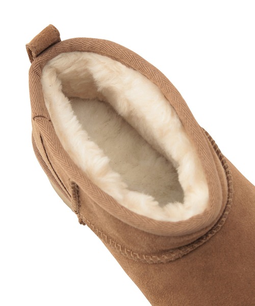 SALON adam et rope'（サロン アダム エ ロペ）の「【UGG（アグ）】クラシックウルトラミニプラットフォーム（ブーツ・レディース・ブラック/キャメル・22cm/23.0cm/24.0cm/25.0cm）」の13枚目の写真