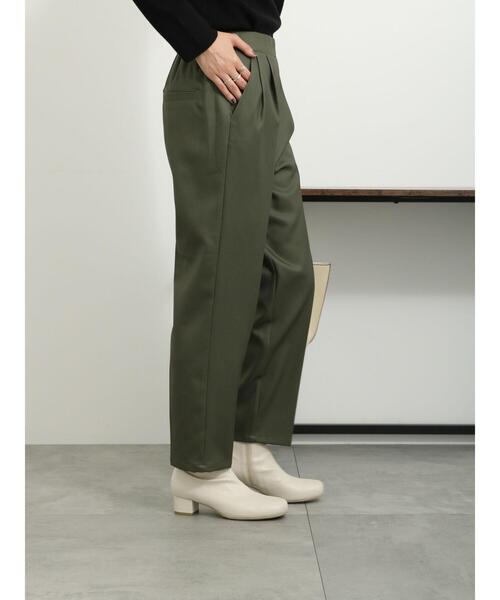 Samansa Mos2 blue（サマンサモスモスブルー）の「【吸湿発熱】マルチスタイルテーパードパンツ（その他パンツ・レディース・チャコールグレー/カーキ/キャメル/キナリ/ベージュ/ネイビー/ブラック・S/L/M/SS）」の9枚目の写真