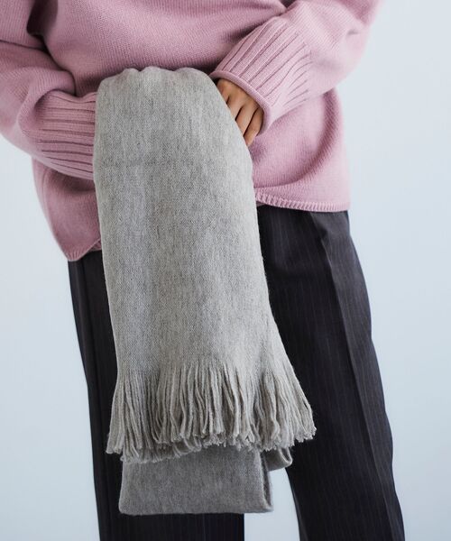 le.coeur blanc（ルクールブラン）の「シャギーカラーストール（ストール/ショール・レディース・ライトグレー/ベージュ/サックスブルー・FREE）」の11枚目の写真
