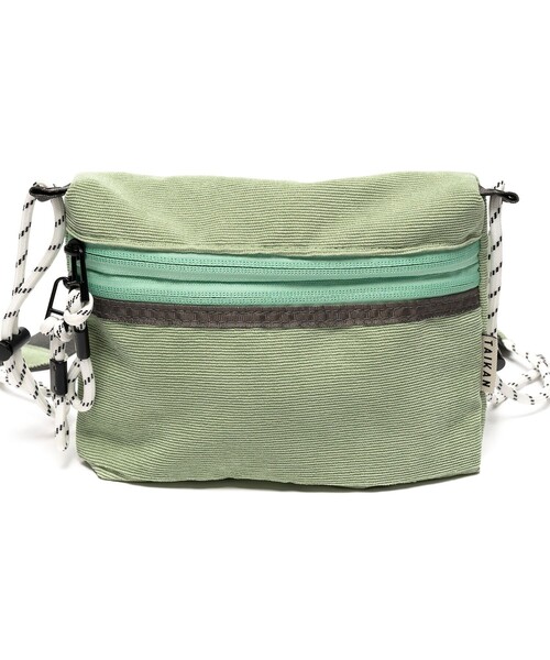 TAIKAN（テイケン）の「限定展開 TAIKAN/テイケン SACOCHE SMALL / サコッシュスモール / ボディバッグ ミニバッグ（ボディバッグ/ウエストポーチ・メンズ・イエロー/ベージュ/ブラック/グリーン/サックスブルー/ラベンダー/ブルーグリーン/オリーブ・ONE SIZE）」の4枚目の写真