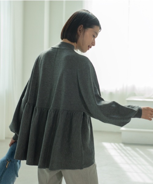 OPAQUE.CLIP（オペークドットクリップ）の「◆ハイネックギャザーペプラムニット【洗える】（ニット/セーター・レディース・グレー/ブラック/ブルー・99）」の5枚目の写真