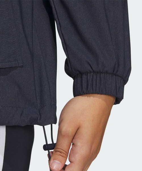 adidas（アディダス）の「シーズナル スポーツウェア ルーズフィット デニムルック クロスジャケット / アディダス adidas（マウンテンパーカー・レディース・ブラック/ピンク系その他/ネイビー・XX-LARGE/MEDIUM/SMALL/LARGE/X-LARGE）」の19枚目の写真