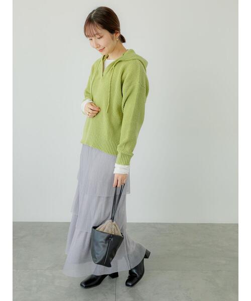 Te chichi TERRASSE(テチチテラス)の「袖口ギャザーベロアトップス(Tシャツ/カットソー・レディース・ブラック/オフホワイト/グレー・F)」の6枚目の写真