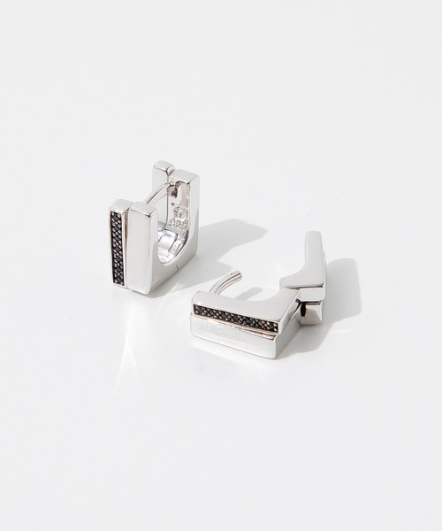 TOM WOOD（トムウッド）の「TOM WOOD Step Huggies Black Spinel