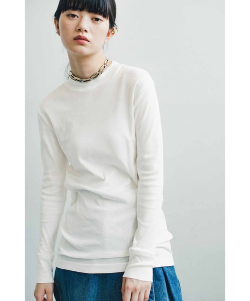 MEDE19F（メデジュウキュウ）の「ＭＥＤＥ１９Ｆ　エアリーな風合いの吸湿発熱コットンクルーネックトップス（Tシャツ/カットソー・レディース・ブラック/チャコールグレー/オフホワイト・X-LARGE/XX-LARGE/LARGE/MEDIUM）」の8枚目の写真