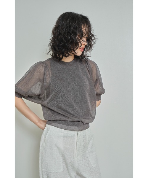 Abor（アボア）の「【Abor】Glitter Sheer Volume Sleeve Pullover/ラメシアーボリュームスリーブプルオーバー（ニット/セーター・レディース・イエロー/レッド/グレー・FREE）」の2枚目の写真