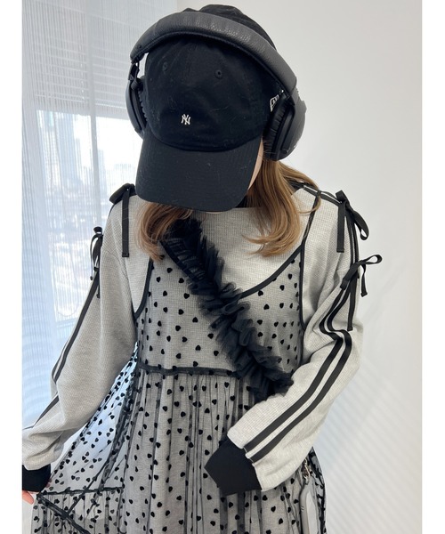 WC(ダブル シー)の「チュールフリルスマホショルダー(スマホグッズ・レディース・グレー/ブラック/ホワイト/レッド/ピンク・FREE)」の13枚目の写真