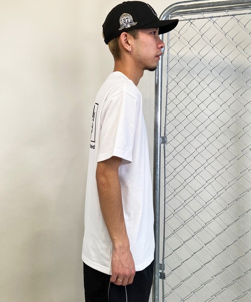 NEW ERA(ニューエラ)の「NEW ERA/ニューエラ 半袖Tシャツ 定番ロゴ バックプリント 吸汗速乾 14121830/14121835(Tシャツ/カットソー・メンズ・ブラック/ホワイト・M/L/XL/2XL)」の16枚目の写真
