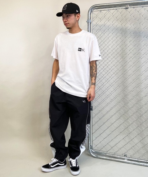 NEW ERA(ニューエラ)の「NEW ERA/ニューエラ 半袖Tシャツ 定番ロゴ バックプリント 吸汗速乾 14121830/14121835(Tシャツ/カットソー・メンズ・ブラック/ホワイト・M/L/XL/2XL)」の17枚目の写真