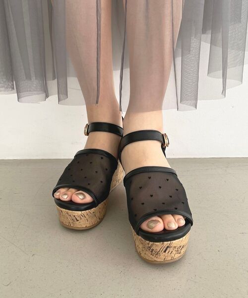 MAJESTIC LEGON（マジェスティックレゴン）の「エンブロイダリーチュールサンダル（サンダル・レディース・ゴールド/ブラック/シルバー・SMALL/MEDIUM/LARGE/X-LARGE）」の16枚目の写真