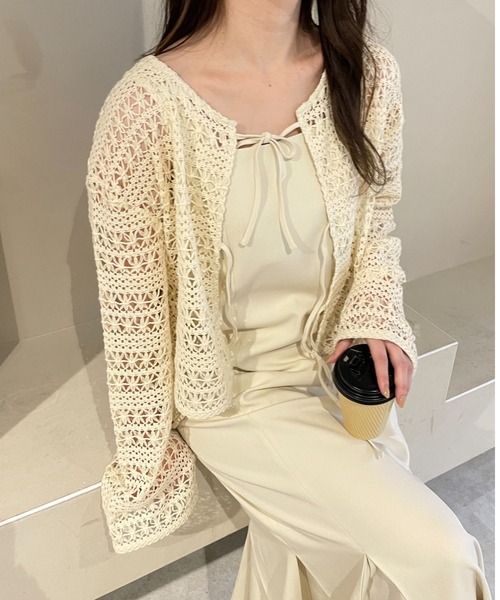 mysty woman（ミスティウーマン）の「【WEB限定】透かし編みリボンカーディガン  113918（カーディガン/ボレロ・レディース・ブラック/オフホワイト/オレンジ・FREE）」の2枚目の写真