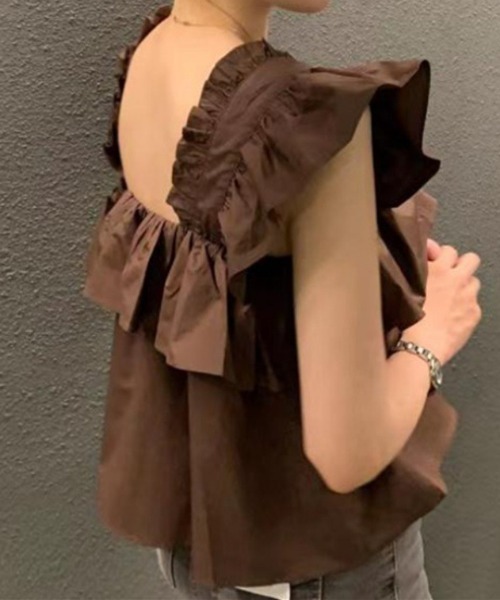 deux amour（ドゥーザムール）の「ショルダー＆胸フリルブラウス（Tシャツ/カットソー・レディース・ブラウン/ホワイト・FREE）」の4枚目の写真