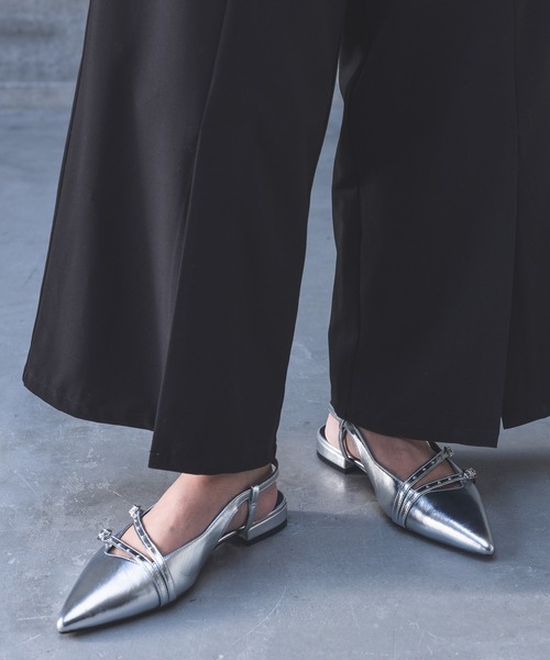 PAGEBOY（ページボーイ）の「スタッズベルトミュール（パンプス・レディース・ブラック/シルバー/シルバー系その他・MEDIUM/LARGE）」の3枚目の写真