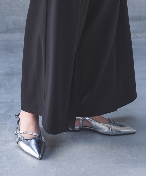 PAGEBOY（ページボーイ）の「スタッズベルトミュール（パンプス・レディース・ブラック/シルバー/シルバー系その他・MEDIUM/LARGE）」の5枚目の写真