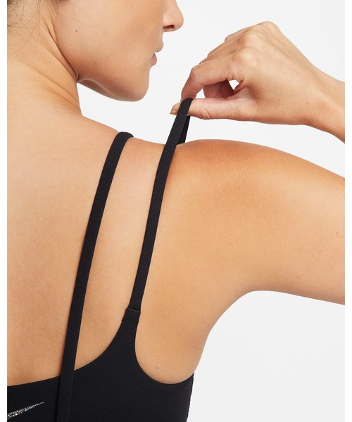NIKE(ナイキ)の「NIKE WMNS DF ALATE LXE STRAPPY BRA DO6609-010(ブラジャー・レディース・ブラック・MEDIUM/LARGE/SMALL)」の4枚目の写真