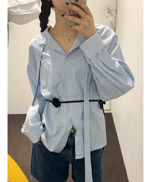 GIUNON（ジウノン）の「collarless tie neck shirt / カラーレスタイネックシャツ（シャツ/ブラウス・レディース・ブルー/ホワイト・FREE）」の9枚目の写真