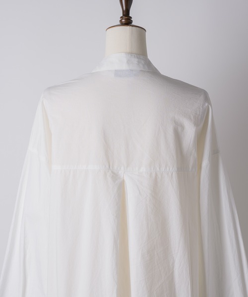 GIUNON（ジウノン）の「collarless tie neck shirt / カラーレスタイネックシャツ（シャツ/ブラウス・レディース・ブルー/ホワイト・FREE）」の18枚目の写真