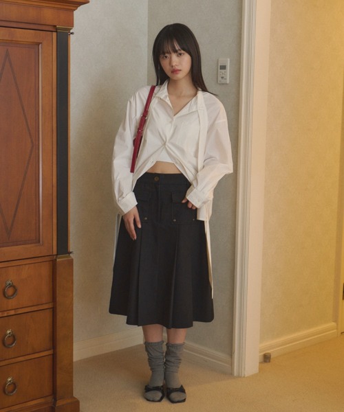 GIUNON（ジウノン）の「collarless tie neck shirt / カラーレスタイネックシャツ（シャツ/ブラウス・レディース・ブルー/ホワイト・FREE）」の14枚目の写真