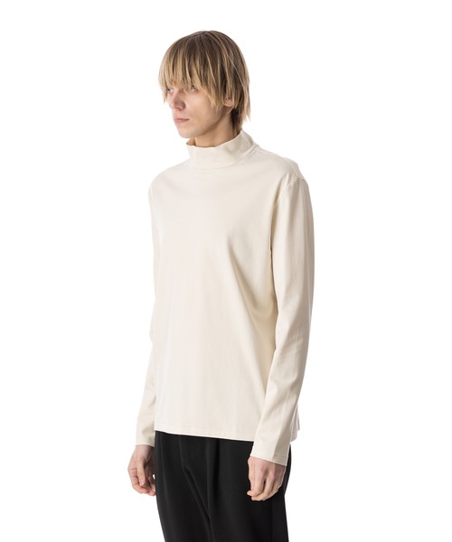ATTACHMENT（アタッチメント）の「コットンダブルフェイス スリムフィット ハイネックL/S TEE / COTTON DOUBLE FACE SLIM FIT HIGHNECK L/S TEE（Tシャツ/カットソー・メンズ・ダークグレー/ボルドー/ホワイト/オフホワイト/ブラック・3/2/1）」の6枚目の写真