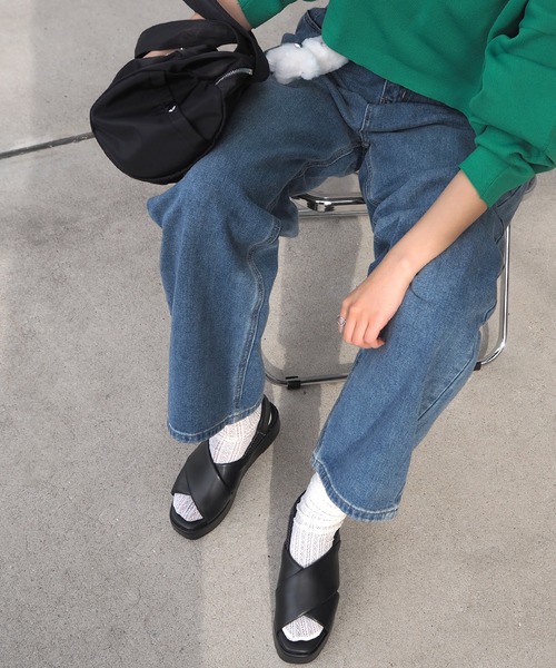 minia(ミニア)の「厚底クロスパフサンダル(サンダル・レディース・ブラック/シルバー/アイボリー・S/M/L/LL)」の10枚目の写真