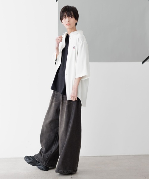 Anui（アニュイ）の「【UNISEX/あやせりんてコラボ】ロゴ２ＷＡＹシャツ（シャツ/ブラウス・レディース・オフホワイト・MEDIUM）」の3枚目の写真
