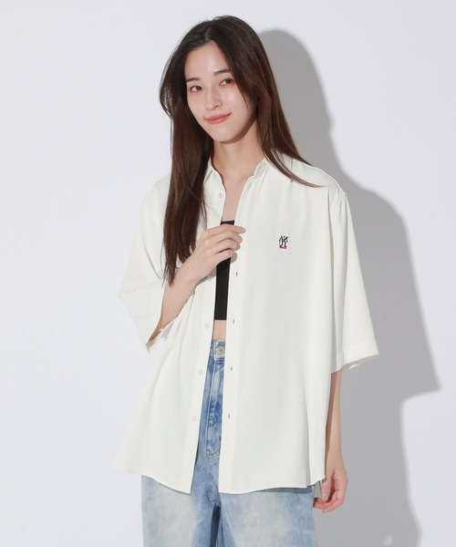 Anui（アニュイ）の「【UNISEX/あやせりんてコラボ】ロゴ２ＷＡＹシャツ（シャツ/ブラウス・レディース・オフホワイト・MEDIUM）」の5枚目の写真