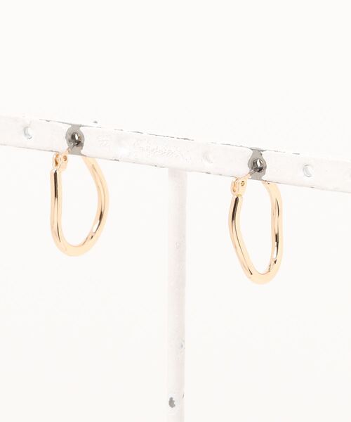 GOLDY(ゴールディ)の「【GOLDY】2WAY ハートキーチャーム ピアス / 1240403(ピアス(両耳用)・レディース・ブラック/シルバー/ゴールド・FREE)」の14枚目の写真