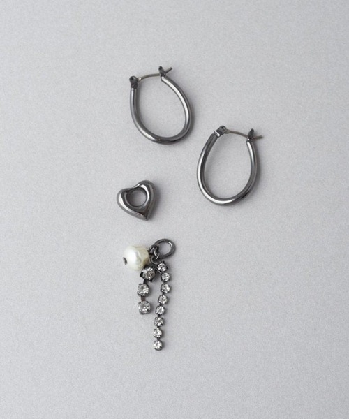 GOLDY(ゴールディ)の「【GOLDY】2WAY ハートキーチャーム ピアス / 1240403(ピアス(両耳用)・レディース・ブラック/シルバー/ゴールド・FREE)」の8枚目の写真