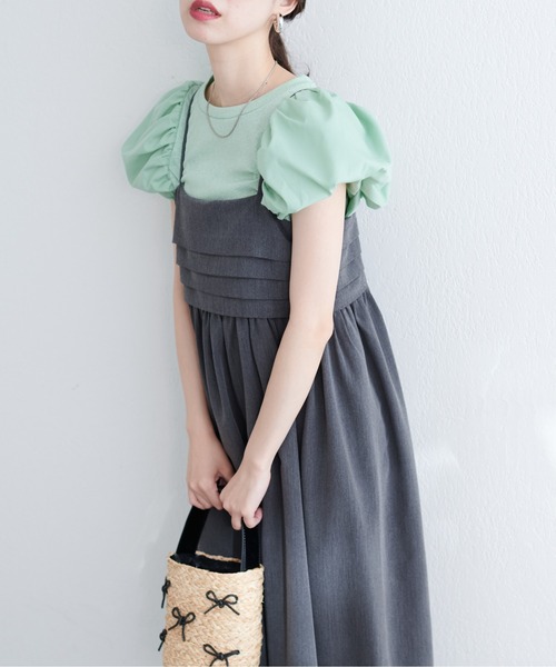 natural couture(ナチュラルクチュール)の「シアーラメテレコボリューム袖TOPS(Tシャツ/カットソー・レディース・ライトグレー/ブラック/ミント/アイボリー・FREE)」の4枚目の写真