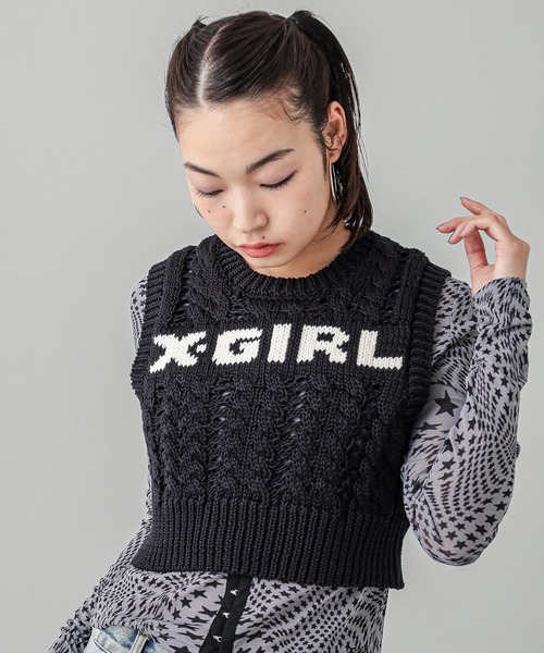 X-girl（エックスガール）の「SLEEVELESS CABLE KNIT TOP（ベスト・レディース・ブラック/ピンク・ONE SIZE）」の4枚目の写真