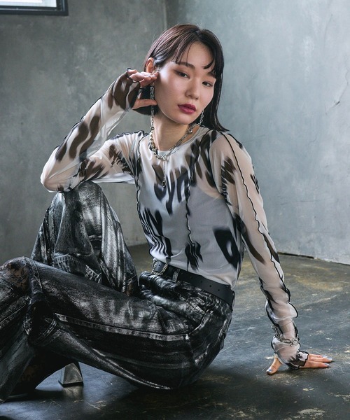 HARE（ハレ）の「【EDGY MODE】2WAYシアーガラタイトT（Tシャツ/カットソー・レディース・ブラック/ホワイト・FREE）」の15枚目の写真