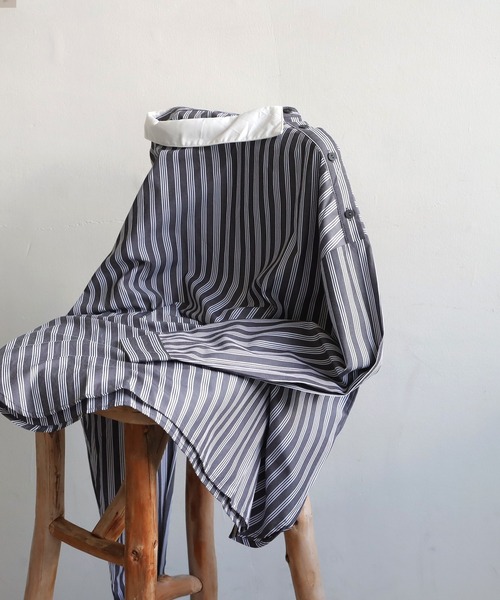 antiqua(アンティカ)の「アシメストライプシャツ(シャツ/ブラウス・レディース・ブラック・ONESIZE)」の12枚目の写真