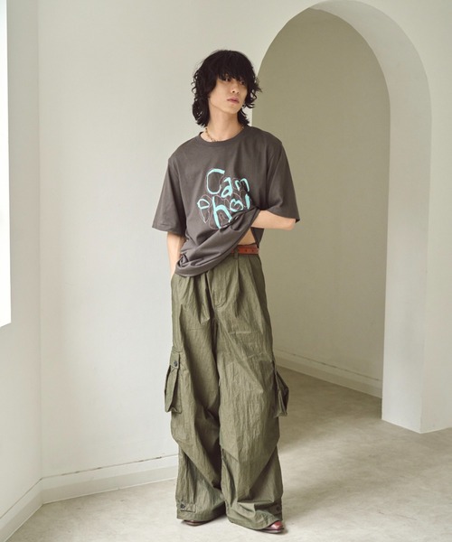 Camphor wood(カンファーウッド)の「camphor scrawl embroidery tee / 手書きチェーン刺繍ロゴグラフィックTシャツ(Tシャツ/カットソー・メンズ・レッド/スミクロ・LARGE/MEDIUM/SMALL)」の12枚目の写真