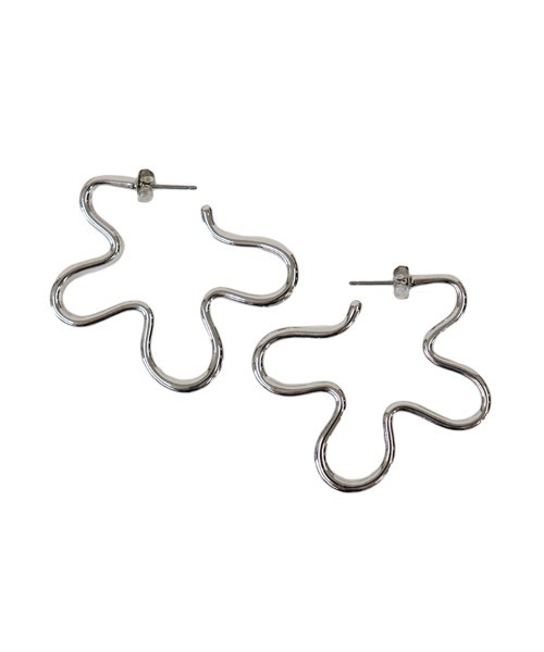 at.(アット)の「【at.】ayumi フラワーフープピアス(ピアス(両耳用)・レディース・シルバー/ゴールド・FREE)」の11枚目の写真