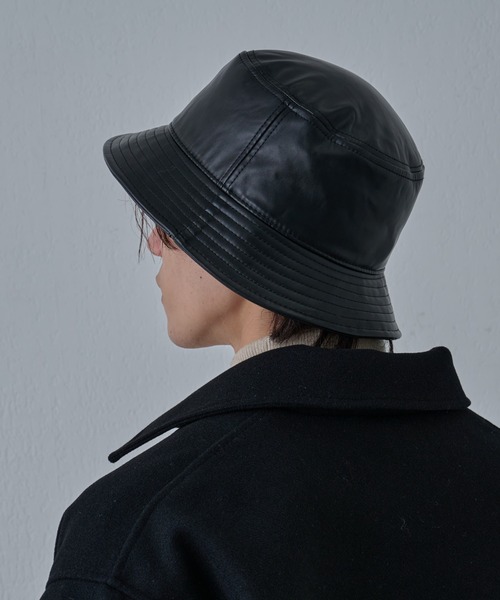 COLONY 2139(コロニートゥーワンスリーナイン)の「シンセティックレザーバケットハット(ハット・メンズ・ブラック・FREE)」の4枚目の写真