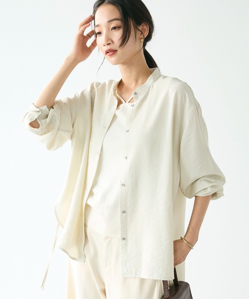 CRAFT STANDARD BOUTIQUE（クラフトスタンダードブティック）の「レーヨントロミサイドリボンチュニック（シャツ/ブラウス・レディース・ライトグリーン/アイボリー/ブラウン/ネイビー・FREE）」の2枚目の写真