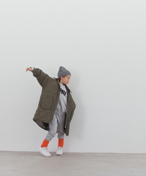 LOWRYS FARM(ローリーズファーム)の「ウラケジョグパンツ 134392(スウェットパンツ・キッズ・グレー/オレンジ/ブラック/ライトグレー/ブラウン/ネイビー・120cm/110cm/150cm/140cm/130cm)」の19枚目の写真