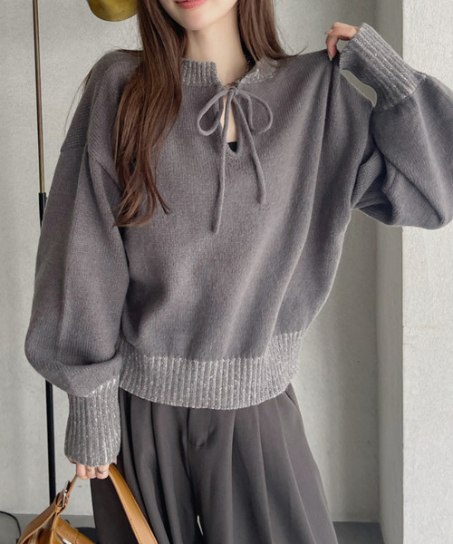 Ada.(エイダ)の「前後2WAY着用♪ バックリボンデザイン 配色ニット(ニット/セーター・レディース・アイボリー/チャコール/モカ・FREE)」の8枚目の写真
