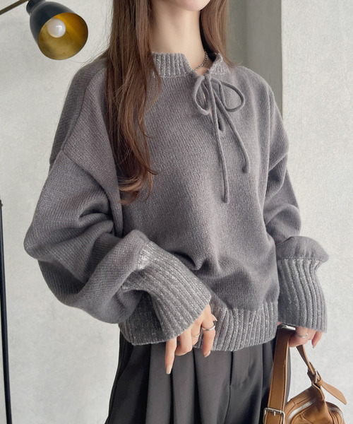 Ada.(エイダ)の「前後2WAY着用♪ バックリボンデザイン 配色ニット(ニット/セーター・レディース・アイボリー/チャコール/モカ・FREE)」の10枚目の写真