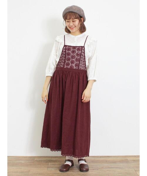 Samansa Mos2（サマンサ モスモス）の「胸元レース切替キャミワンピース（ワンピース・レディース・ベージュ/ブラック/ボルドー・F）」の16枚目の写真