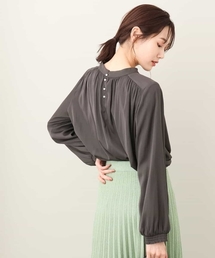 MK MICHEL KLEIN | 2024AW/起毛サテンパール調釦ブラウス/洗える(シャツ/ブラウス)