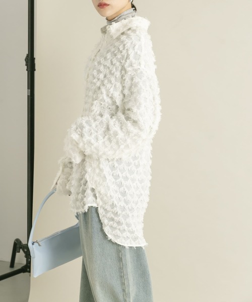 KBF（ケイビーエフ）の「フロントギャザーフェザーシャツ（シャツ/ブラウス・レディース・ブラック/オフホワイト/ブルー・ONE）」の6枚目の写真