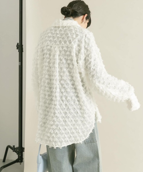 KBF（ケイビーエフ）の「フロントギャザーフェザーシャツ（シャツ/ブラウス・レディース・ブラック/オフホワイト/ブルー・ONE）」の7枚目の写真