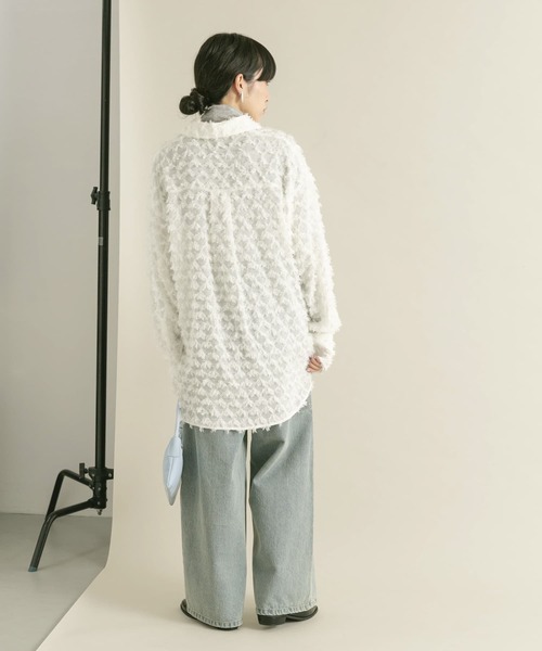 KBF（ケイビーエフ）の「フロントギャザーフェザーシャツ（シャツ/ブラウス・レディース・ブラック/オフホワイト/ブルー・ONE）」の10枚目の写真