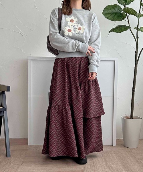 apres jour clair（アプレジュールクレア）の「【apres jour clair】フラワープリントスウェット【ZOZOTOWN限定アイテム】（スウェット・レディース・アイボリー/グレー・フリー/X-LARGE）」の6枚目の写真