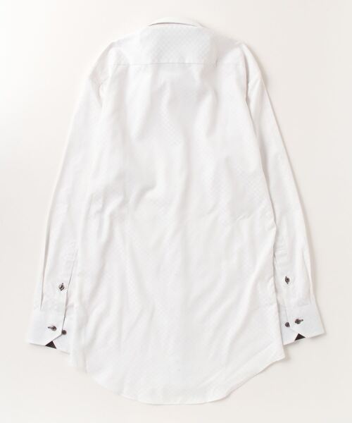 TOKYO SHIRTS(トウキョウシャツ)の「透け防止 形態安定ノーアイロン ドゥエボットーニ 長袖ビジネスワイシャツ(ビジネスシャツ・メンズ・ライトベージュ・首回り39cm-裄丈80cm/首回り39cm-裄丈84cm/首回り41cm-裄丈82cm/首回り41cm-裄丈86cm/首回り42cm-裄丈82cm/首回り42cm-裄丈86cm/首回り43cm-裄丈86cm/首回り37cm-裄丈80cm/首回り43cm-裄丈82cm)」の3枚目の写真