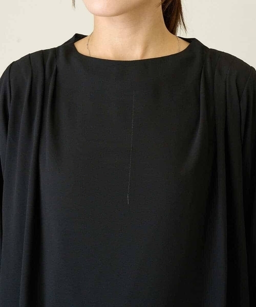 a.v.v(アーヴェヴェ)の「ドレープネックシアートップス(Tシャツ/カットソー・レディース・アイボリー/ブラック・34/36/38/40/42)」の17枚目の写真
