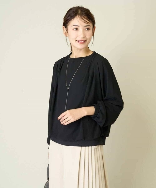 a.v.v(アーヴェヴェ)の「ドレープネックシアートップス(Tシャツ/カットソー・レディース・アイボリー/ブラック・34/36/38/40/42)」の4枚目の写真