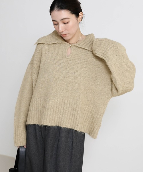 select MOCA(セレクトモカ)の「ビッグカラーキーネックニット(ニット/セーター・レディース・アイボリー/ブラック/ベージュ/チャコールグレー・FREE)」の4枚目の写真
